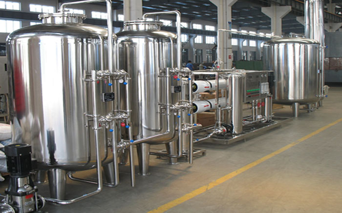 【醫(yī)藥純化水設(shè)備】多用于生物化學(xué)化工、醫(yī)院等行業(yè)